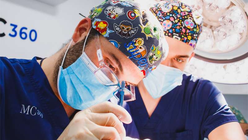 Aniversario MC360, dos años, siete millones de unidades foliculares implantadas y más de 2.000 cirugías