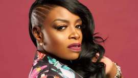 La estilista Katrice Thompkins es una veterana de la industria que se hace cargo ahora de la educación global de Andis, con un equipo de formación en expansión