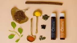 Un tratamiento anticaída bebible, para ella y él, natural y vegano que frena la caída del cabello y aporta los nutrientes necesarios para que crezca sano, fuerte y brillante