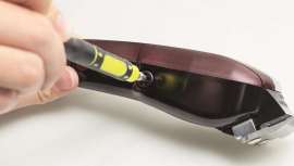 Wahl proporciona-te todas as tips necessárias para manter as tuas máquinas de corte em excelente estado. E revê como ajustar rápida e simplesmente a sua potência se é que notaste que desacelera tudo ao contrário