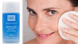 La firma farmacéutica lanza este desmaquillante dentro de su línea Essentials para limpiar con eficacia esta delicada zona del rostro sin agredirla