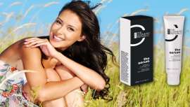 Con la esencia de la naturaleza contenida en su poderosa fórmula, The Serum, innovación de The Cosmetic Republic, repara al instante todo daño sufrido por el cabello, asegurando su máxima belleza y salud 