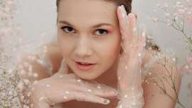 Llega el día de tu boda ¿y te da miedo que tu maquillaje se transfiera? Para que permanezca, estos son los tips de Cristina Lobato, experta profesional del makeup