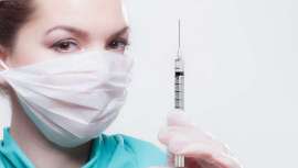 La experta psicóloga Laura Palomares, del Centro de psicología madrileño Avance Psicólogos, nos da las claves para afrontar el miedo a la vacuna del Covid-19