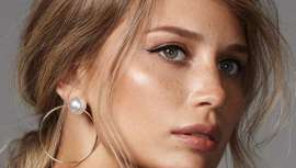 Acido hialurónico y precursores del colágeno para una bioregeneración tisular con resultados inmediatos, además de un revolucionario protocolo de aplicación