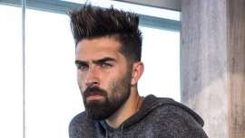 Para hombres de cualquier edad, Spiky es el corte de moda, típicamente adolescente pero que ahora adoptan también los papás a los que sienta bien, ¡muy bien! 