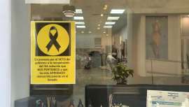 Peluquerías, barberías y centros de estética empapelarán sus salones con mensajes de protesta e inician una serie de acciones tras el veto de la presidenta del Senado a la recuperación del IVA reducido, lo que supone que no irá al Congreso 