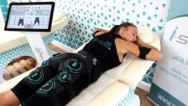 Muchas y muy significativas son las razones para elegir I-Shape como aparatología de cabecera en tu centro de estética. 40.000 contracciones en una sola sesión de 25 minutos contra la celulitis y grasa, creando músculo. Alta rentabilidad