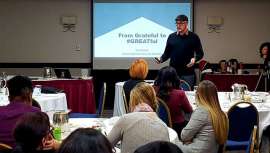 Scott Sellers, líder nacional de eduación de Great Clips da las claves para sobrevivir después del COVID