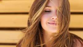 Montibello recomienda una serie de imprescindibles para evitar que tu cabello sufra los estragos de la exposición continuada a los rayos UVA-UVB, el cloro y la sal