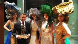 El conocido profesional gallego, se hizo con el galardón en una gran gala organizada por los conocidos creadores Juan Manuel Herrero, Mónica Gil y Tono Sanmartín