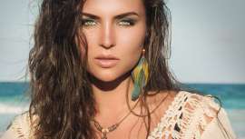 Llega el momento de relajarnos, disfrutar... El verano. Y todos queremos estar estupendos. Descubre qué tratamientos te aconsejan los doctores en medicina estética, previos a las vacaciones para lucir ideal 