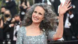 Para que no pierdas detalle recurrimos a un gurú francés de la imagen y el cabello, nada más y nada menos que Frank Provost quien analiza para ti los mejores looks de la Alfombra Roja para llevarlos al día a día en el salón y para tu clienta