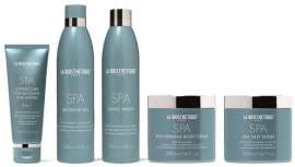 Productos cosméticos refrescantes que regeneran en profundidad y aportan vitalidad, convirtiendo el ritual de belleza en un oasis de bienestar, línea corporal Spa Actif