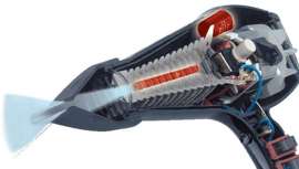 ¿Secar al tiempo que se hidrata el cabello?
Lo que parece más bien una paradoja ya es posible gracias a la última generación de secadores iónicos. Pero, ¿cómo funcionan exactamente?