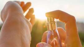 Muchas frangancias contienen elementos fotosensibles y causan hiperpigmentación y manchas en la piel. Especialmente en verano, ten en cuenta estos consejos que te ofrece Carmen Navarro