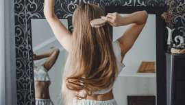 El 30% de las mujeres padece algún tipo de alopecia en algún momento de su vida, entre la que destaca la alopecia androgénica, predominante en la adolescencia y en edades postmenopaúsicas. Lo dice Hospital Capilar