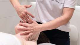 Blauceldona ofrece entre sus servicios este efectivo masaje que su creadora, Silvia Oliete, puso en práctica hace más de 25 años y que sigue siendo uno de los más demandados