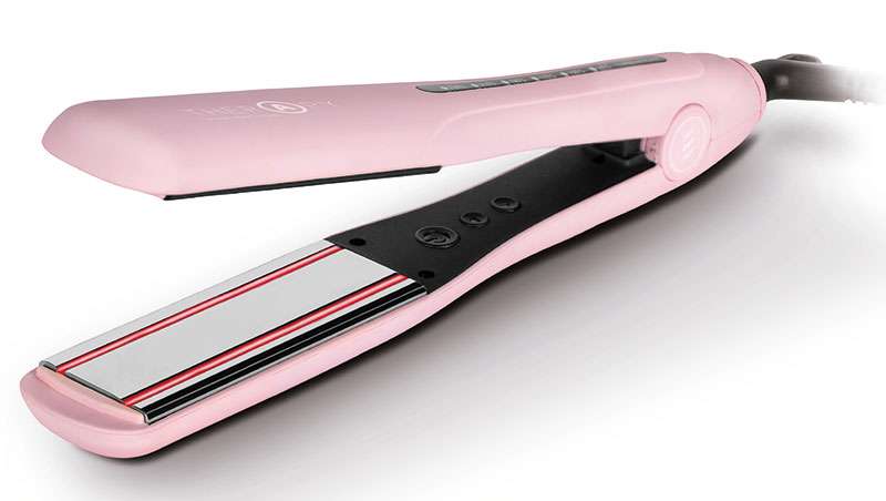 Smate al rosa con la plancha Therapy, iniciativa Salerm Cosmetics