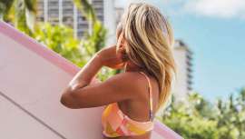 Michaella Bolder, Tanning Expert de St. Tropez, nos da las claves para mantener y prolongar ese favorecedor tono en la piel después de las vacaciones