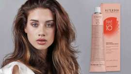 El servicio completo de coloración, en solo 10 minutos, novedad Alter Ego Italy. Colores brillantes y uniformes que aseguran la absoluta fidelidad en el resultado cromático ¡Descúbrelo! 