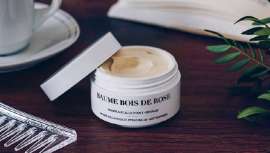 Según ella misma ha confesado es lo único que utiliza para mimar y disciplinar su melena