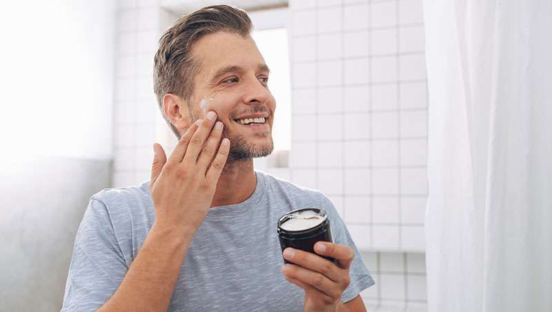 As vendas de cosmtica para o homem prometem bater o seu prprio record