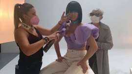 Madre e hija no hacen otra cosa más que cosechar nuevos éxitos y alabanzas. Ambas viajarán camino del éxito hasta Londres en busca de su International Visionary Award