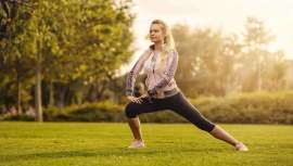 Marta Casasnovas, licenciada en Farmacia, Nutrición y Dietética, formada en dermofarmacia, nos ofrece una serie de consejos muy útiles para cuidar nuestra piel y cabello en este cambio de estación