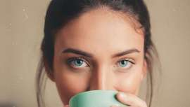 Wiñk explica cómo ciertos aceites, como el de ricino o el de jojoba, pueden convertirse en tus aliados a la hora de lograr unas pestañas de infarto