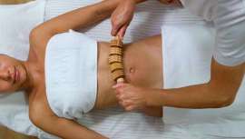 Es un completísimo protocolo en el que también se trabaja con una potente combinación de activos como son el Extracto de Drosera y la Cafeína Vectorizada con Fosfolípidos