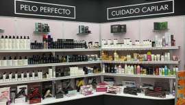 Y lo hace por todo lo alto en el Carrefour de Alcalá de Henares, Madrid. Productos de peluquería y belleza profesional