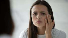 Su textura gel-crema es una proeza de la formulación. Ligera y cremosa, difunde sus activos a lo largo del tiempo mientras se deja reposar.