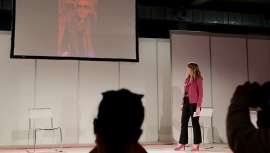 Reconocimiento a sus 60 años de trayectoria, transformación e innovación del maestro Lluís Llongueras