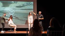 éclat de Montibello ha conquistado el exclusivo hotel Porto Palácio de Oporto y a los 200 profesionales allí reunidos. éclat es la revolucionaria coloración demipermanente de pH ácido que transforma el color en un tratamiento