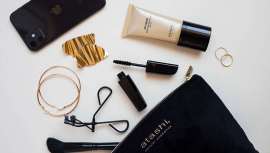 Su uso continuo rejuvenecerá la piel reduciendo imperfecciones y devolviendo la luminosidad perdida