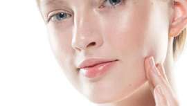 La técnica implica reducir el número de productos utilizados, haciendo que la piel se resetee y se libere de la gran cantidad de cosméticos que se utilizan a diario