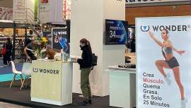 The Wonder Technology, cien por cien española, triunfa en Salón Look 2021 y anuncia su periplo por distintas ferias y citas de la belleza profesional, demostrando lo último y más nuevo en tecnología que quema grasa a la vez que crea músculo 