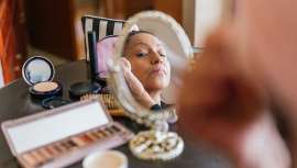 Las ventas aumentaron un 25% en general en el 3T, mientras que se prevén nuevas ganancias para la próxima temporada navideña, ya que los consumidores compran regalos de belleza