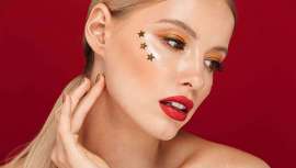 Amelia Cosmetics nos explica paso a paso cómo realizar este maquillaje de fiesta en tonos melocotón para que tus clientas triunfen  esta Navidad