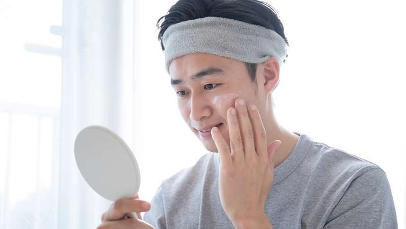 Japo lidera a mudana: homens preocupados com a sua pele