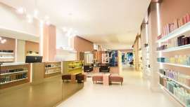 Le Salon Barcelona, uno de los salones de referencia de Kevin Murphy, 20 años de sólida trayectoria, sorprende con su nuevo interiorismo, perfecto para disfrutar de la oferta, tratamientos y cuidados capilares 