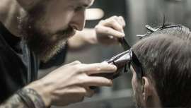 El primer diploma MBA de formación 100% digital, completa, guiada y diseñada por expertos para liderar la formación en el sector de la peluquería a través de una plataforma de educación digital