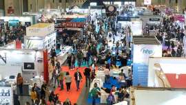 Campeonatos de Uñas, Peluquería, Maquillaje Facial y Bodypainting; el espacio dedicado exclusivamente a la barbería, Barber Corner y un sinfín de demostraciones y ponencias que aportan un gran valor añadido al certamen, el 29 y 30 de enero 