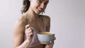 Saltarse comidas, no beber agua, pensar solo en la báscula... ¿Estás a dieta? Seguro que estás cometiendo alguno de estos errores. Descubre con Drink6 por qué no bajas de peso tan fácilmente como te gustaría