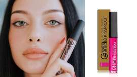 Amelia Cosmetics apuesta por Kissproof, un gloss mate de larga duración que, además de mantener el color en los labios durante horas, no mancha, hidrata y huele muy bien