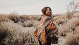 Porque las mujeres ya no solo quieren estar bellas sino que quieren serlo de forma responsable, únete al movimiento Mïmare, donde belleza y sostenibilidad son compatibles y hablan el mismo idioma. Los productos de los que no vas a querer separarte 