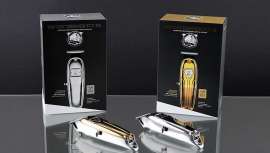 Siguiendo la estética habitual de la línea men Perfect Beauty, la Top Cut Trimmer ha llegado para revolucionar las máquinas de corte. Y así lo está haciendo. Puedes encontrarla en dos colores Silver y Gold