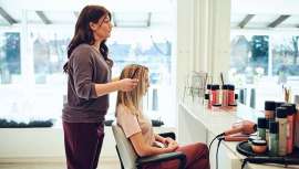 Se trata de Christophe Creux, presidente fundador de 2C2C-Consulting, quien, a contracorriente y en base a ciertos determinantes económicos que analiza, encabeza la polémica y corriente que dice ¡NO! a la bajada del IVA