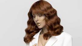 Nasce um novo sistema de coloração sem amoníaco que respeita e protege o cabelo numa fusão entre tecnologia e naturalidade com fórmulas até 92% de origem natural e vegana. Uma novidade de Salerm Cosmetics